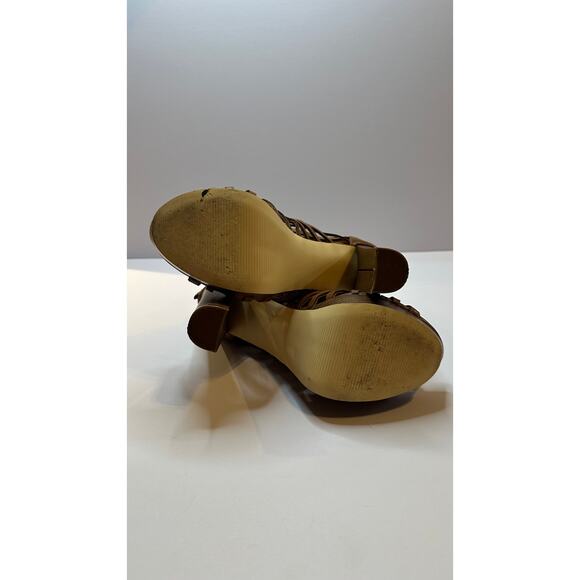 Just Fab Tan Heels - Picture 6 of 6